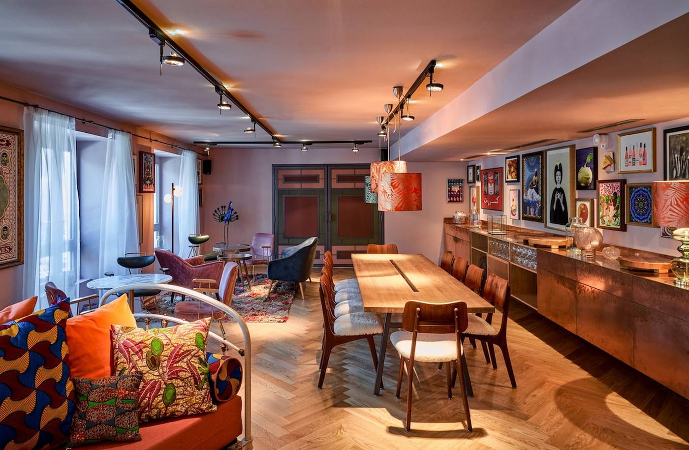 Mercure-Paris-Terminus-Nord-Lobby-13