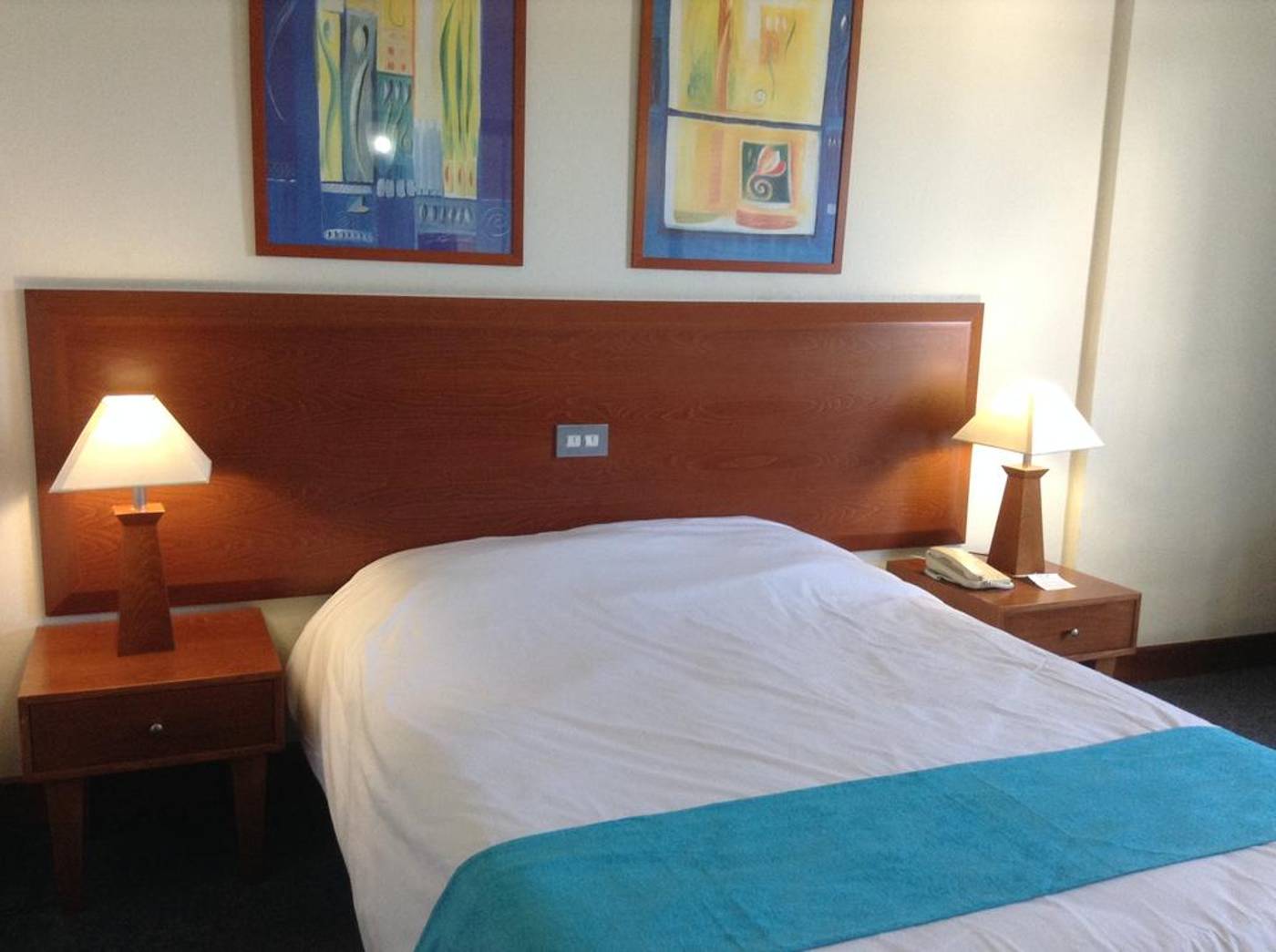 Cali-Resort---Spa-by-Louis-Hotels-Room-43