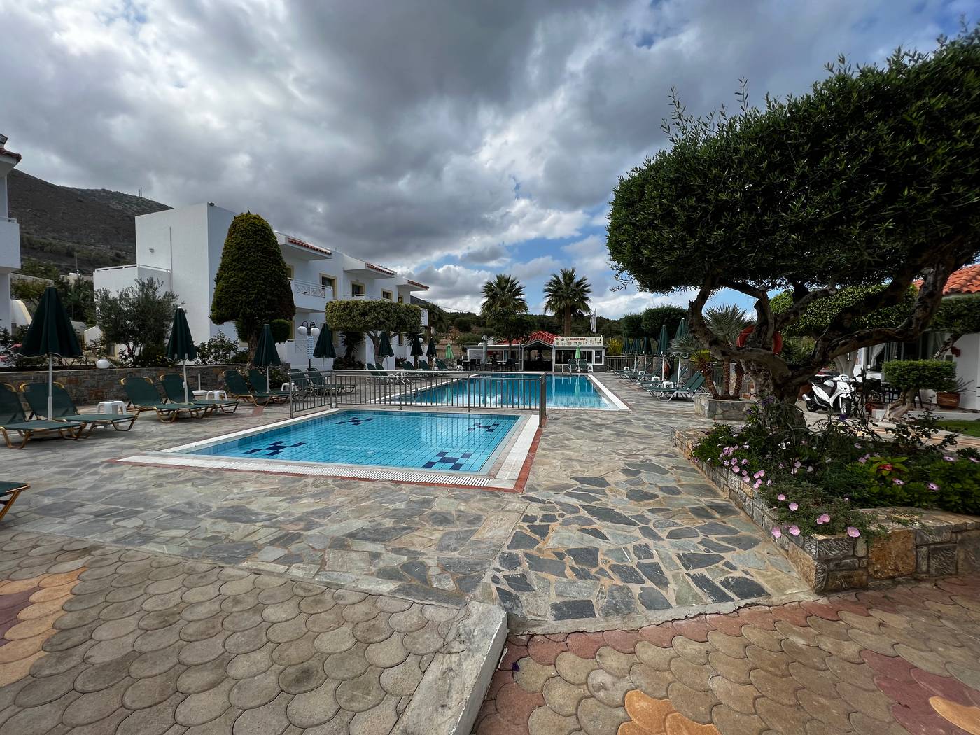 Nikolas-Villas-Pool-2