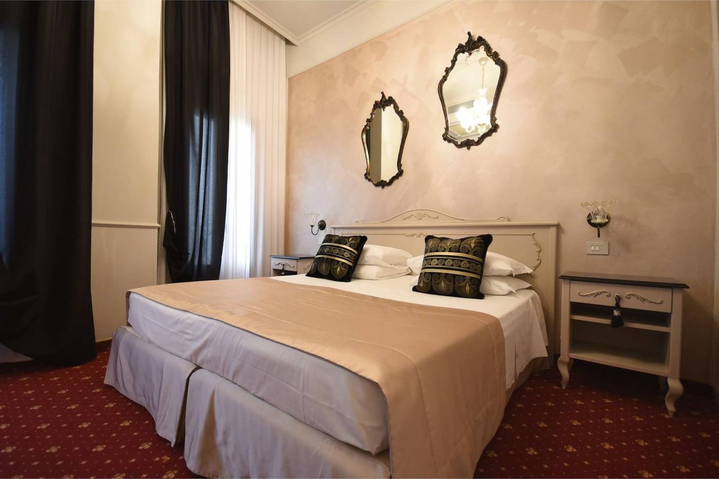 Violino-D-Oro-Room-13