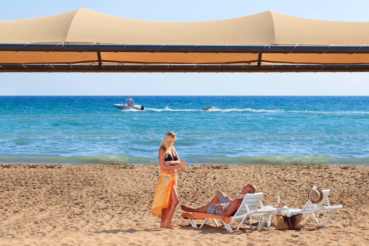 Novum-Garden-Side-Hotel-Beach-32