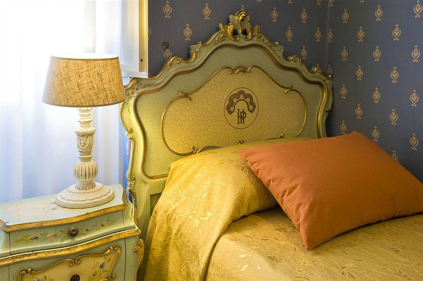 Villa-San-Lorenzo-Room-6