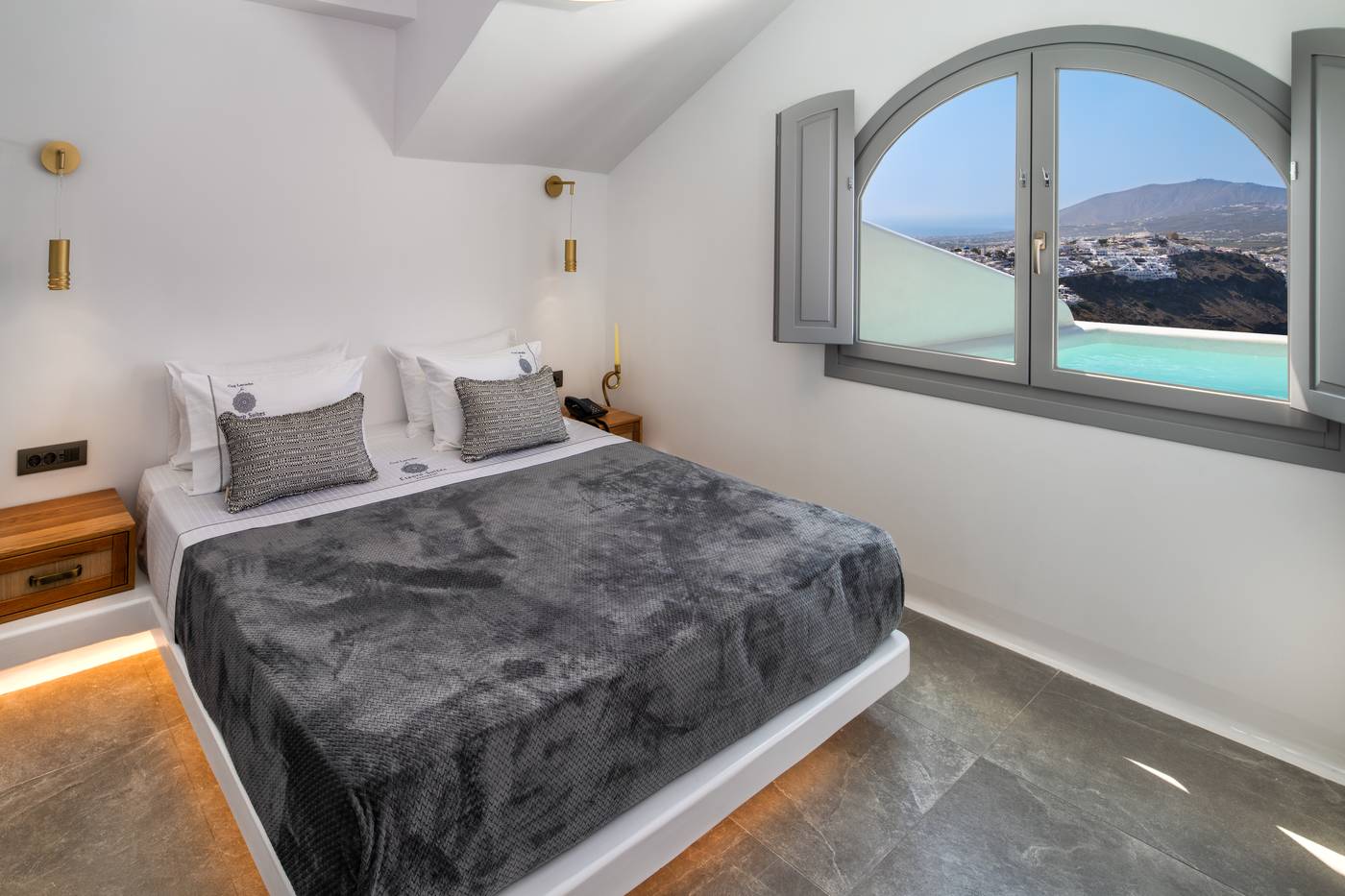 Eteoro-Suites-Room-6