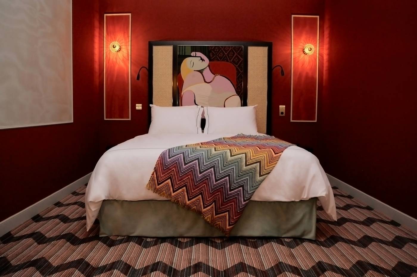 Mom-Art-Hotel-General-view-18