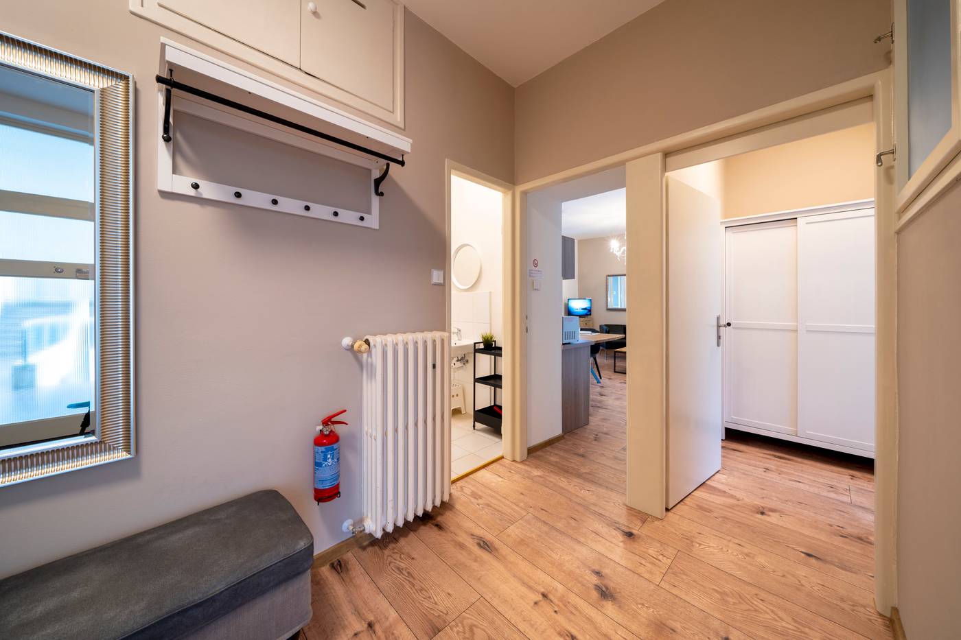 Apple-Apartments-Room-30