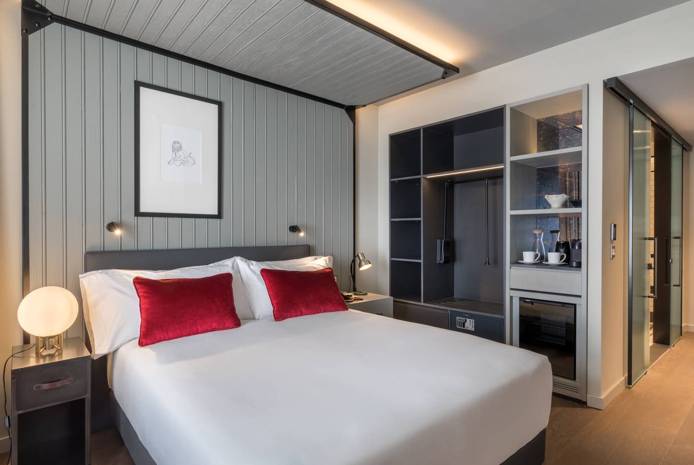 Canopy-by-Hilton-Madrid-Castellana-Room-35