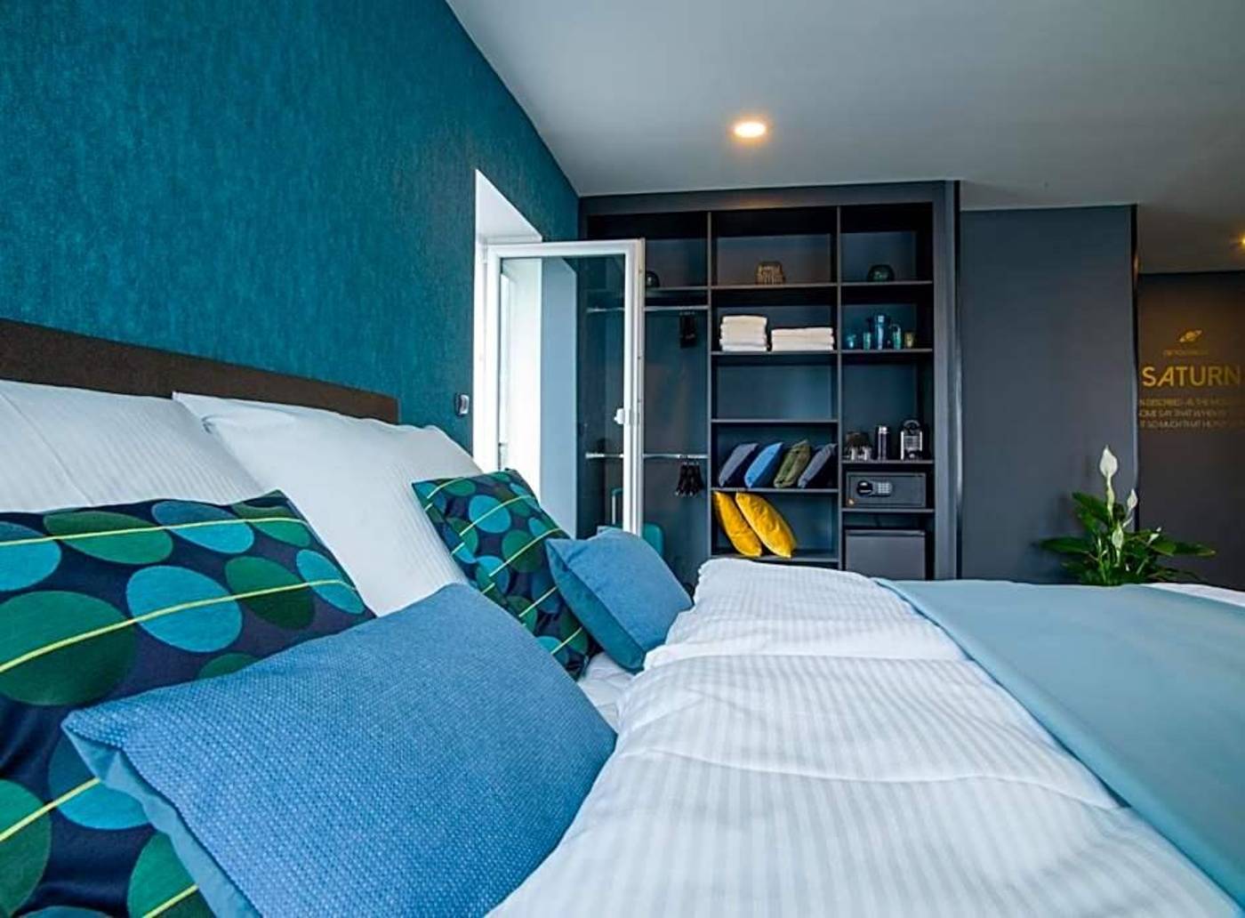 Rooftop-Planet-Prague-Hotel-Lobby-13