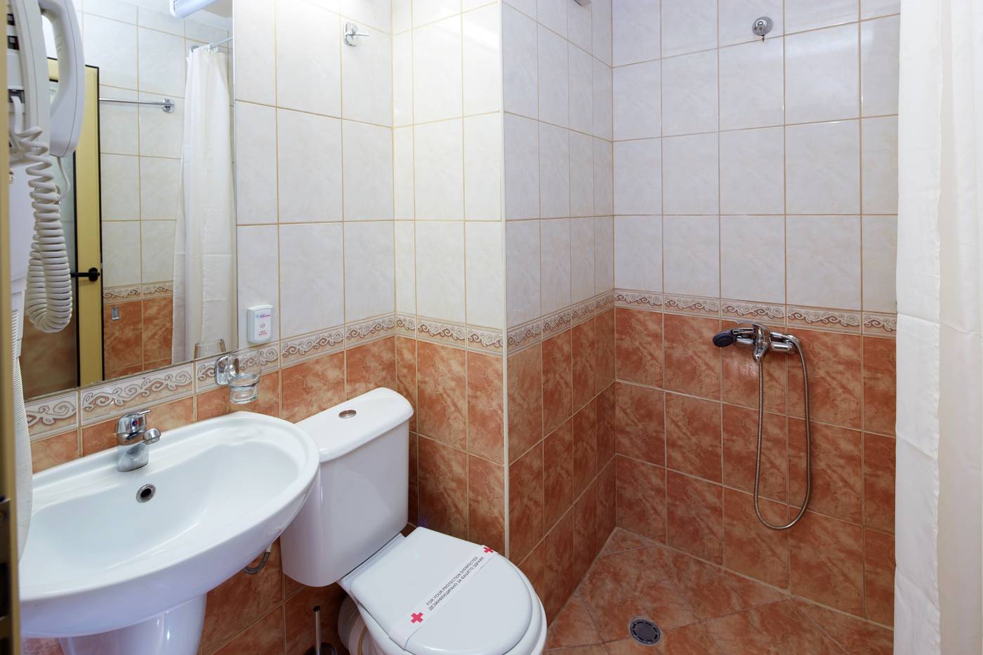 Diamond-Hotel-Room-26