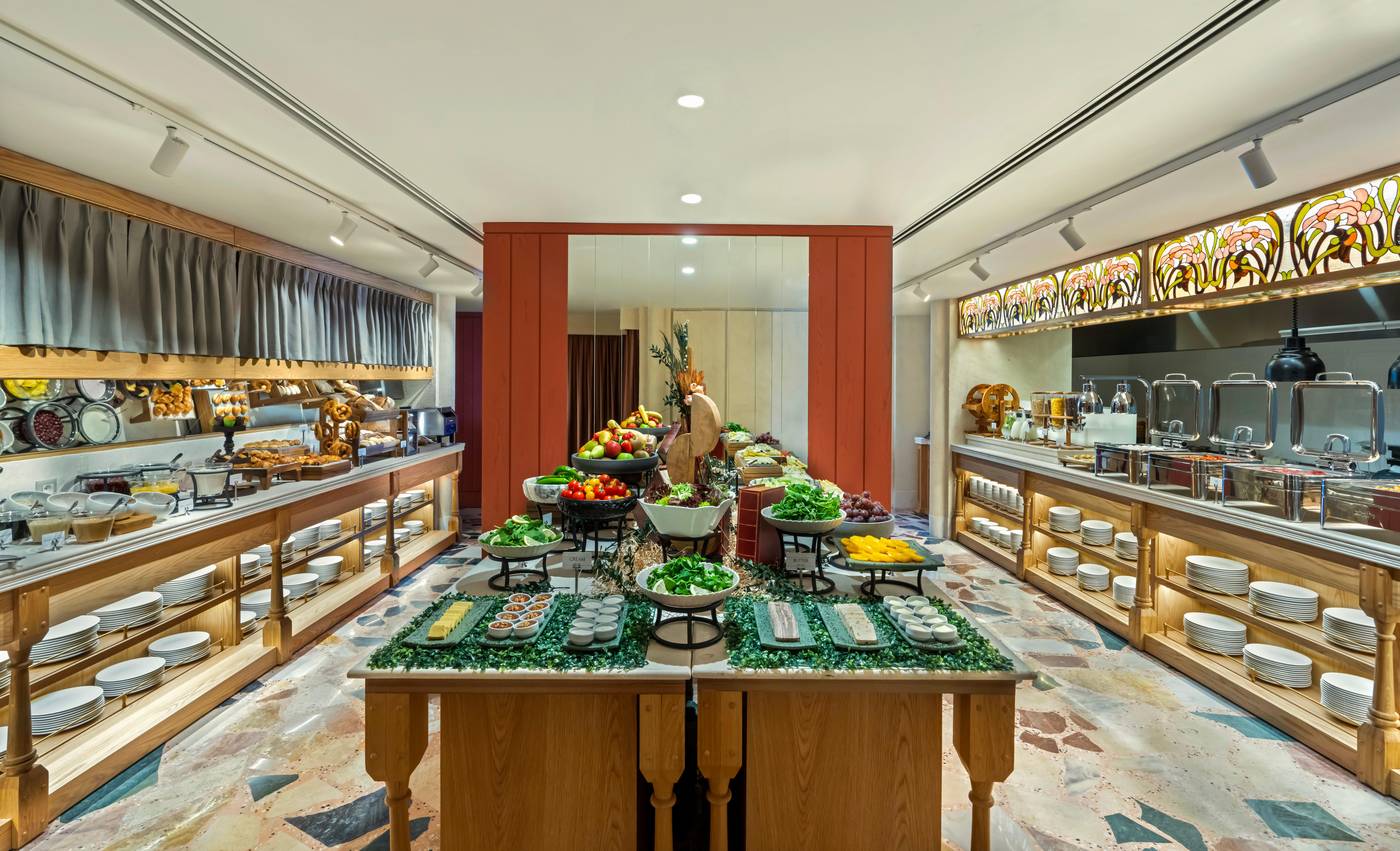 Crowne-Plaza-Istanbul-Ortakoy-Bosphorus-Restaurant-30