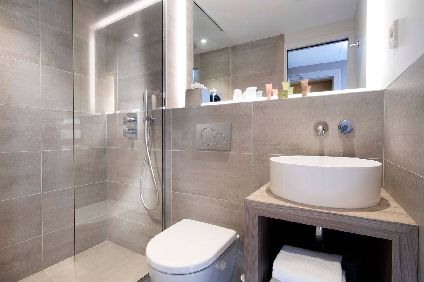 Hotel-Jardin-des-Plantes-Room-19