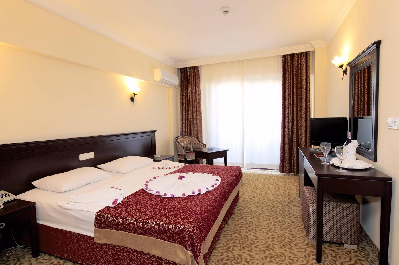 Galeri-Resort-Hotel-Room-24