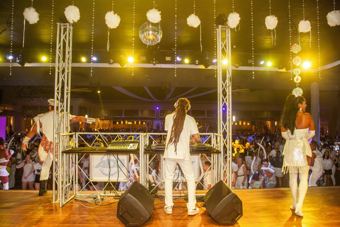 Riu-Yucatan-All-Inclusive-Sports-and-Entertainment-54