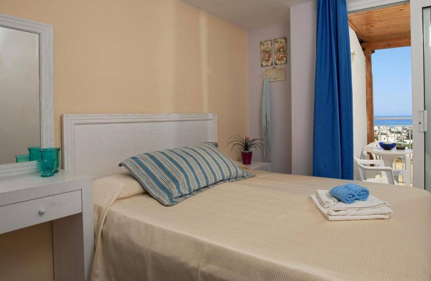 Villa-Mare-Monte-Room-42