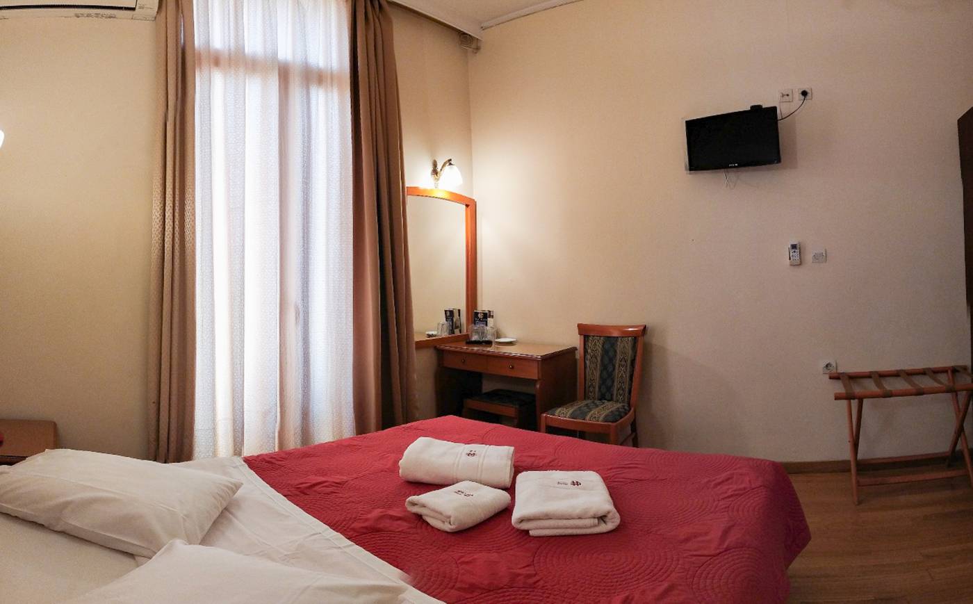 Cecil-Hotel-Athens-Room-39