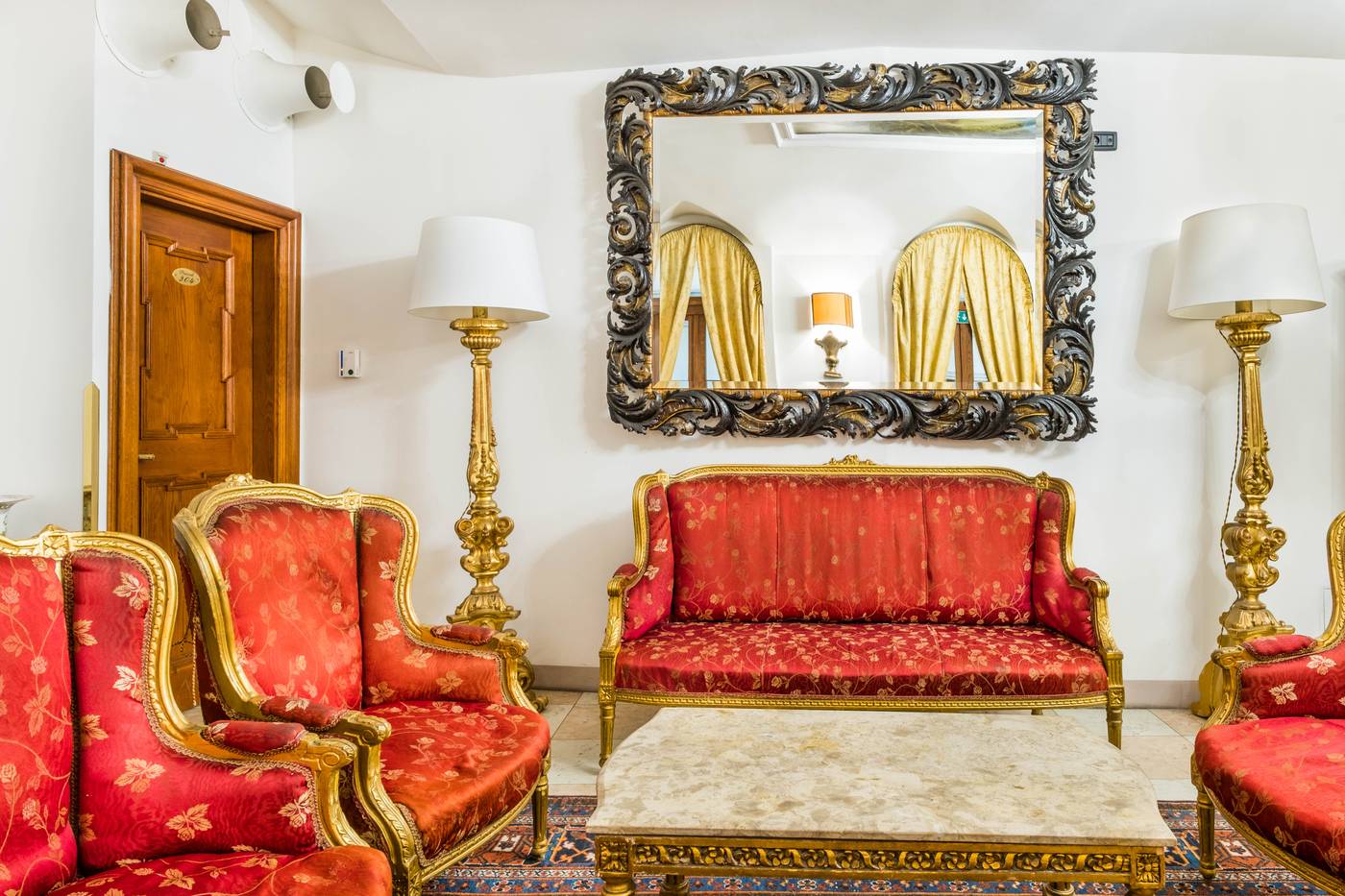 Charles-Bridge-Palace-General-view-28