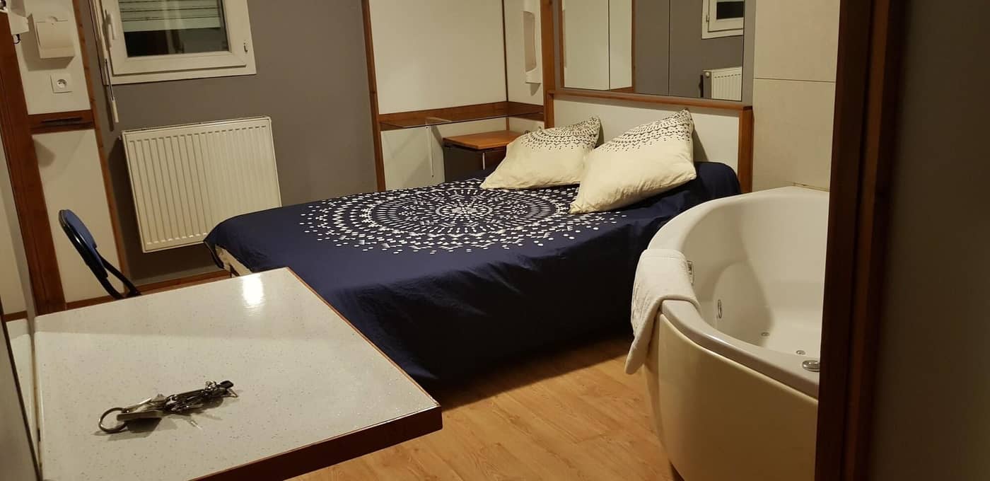 Hotel Eco Logis Bellevue Pyrénées-France-SEMEAC-General view-1