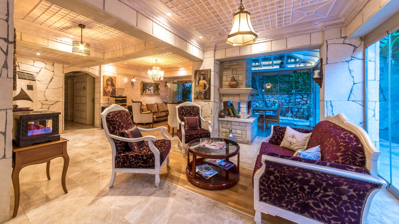 Petunya-Konak-Hotel-Lobby-20