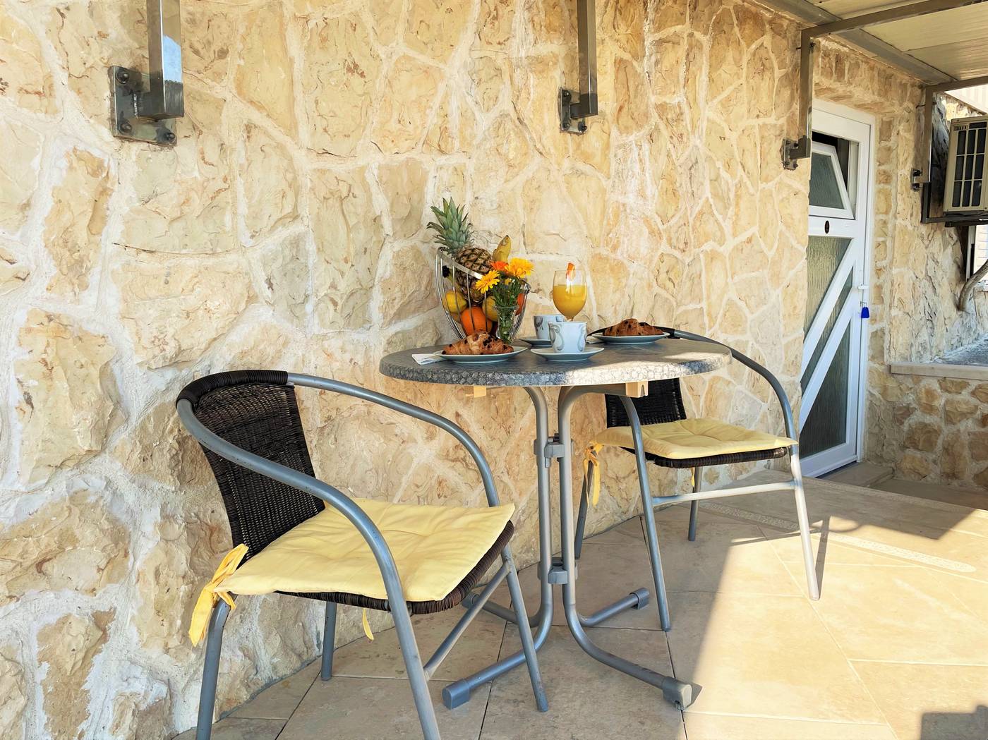 Villa-Sunset-Room-17