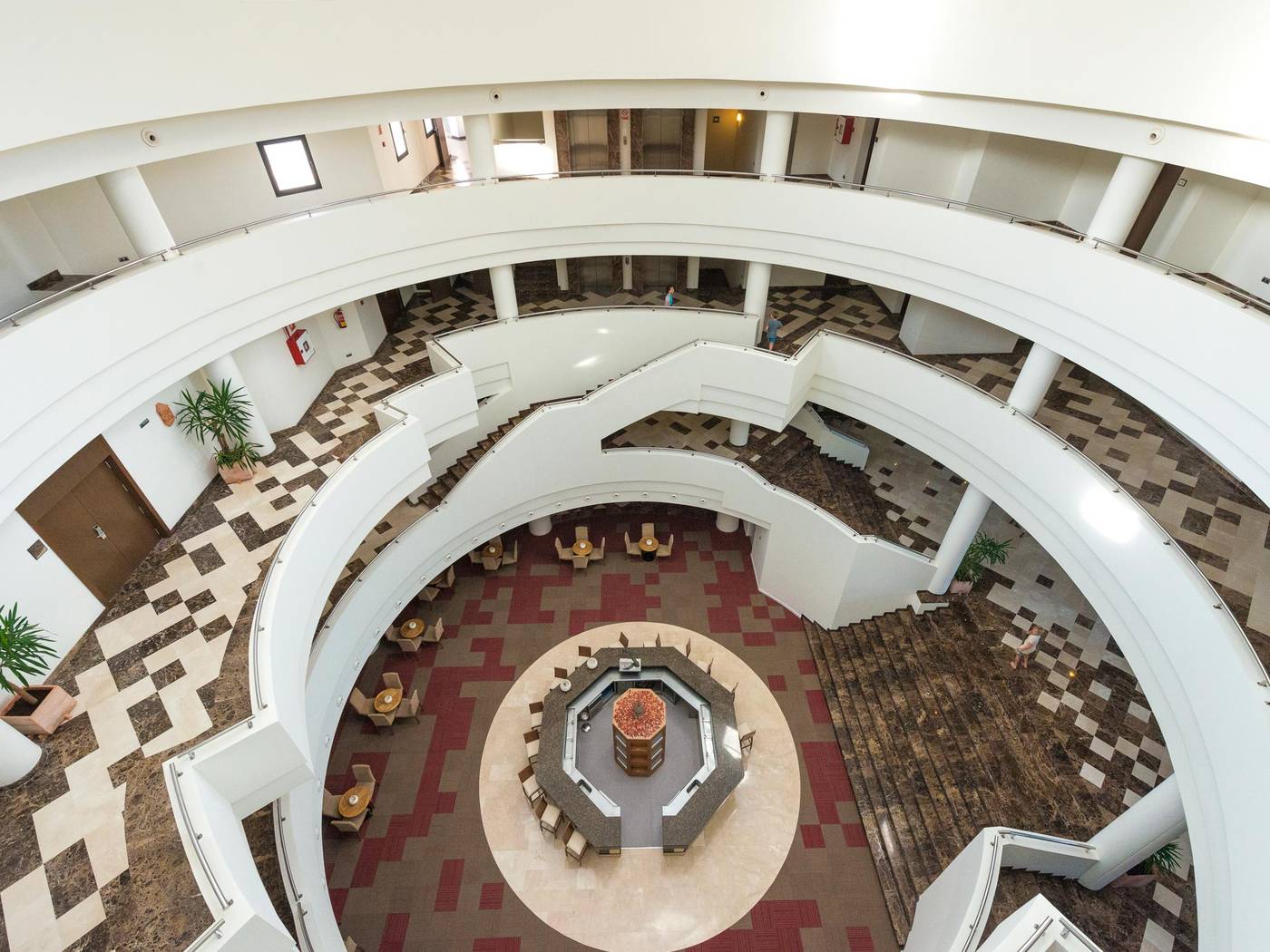 Hotel-Fuerte-Estepona--Lobby-40