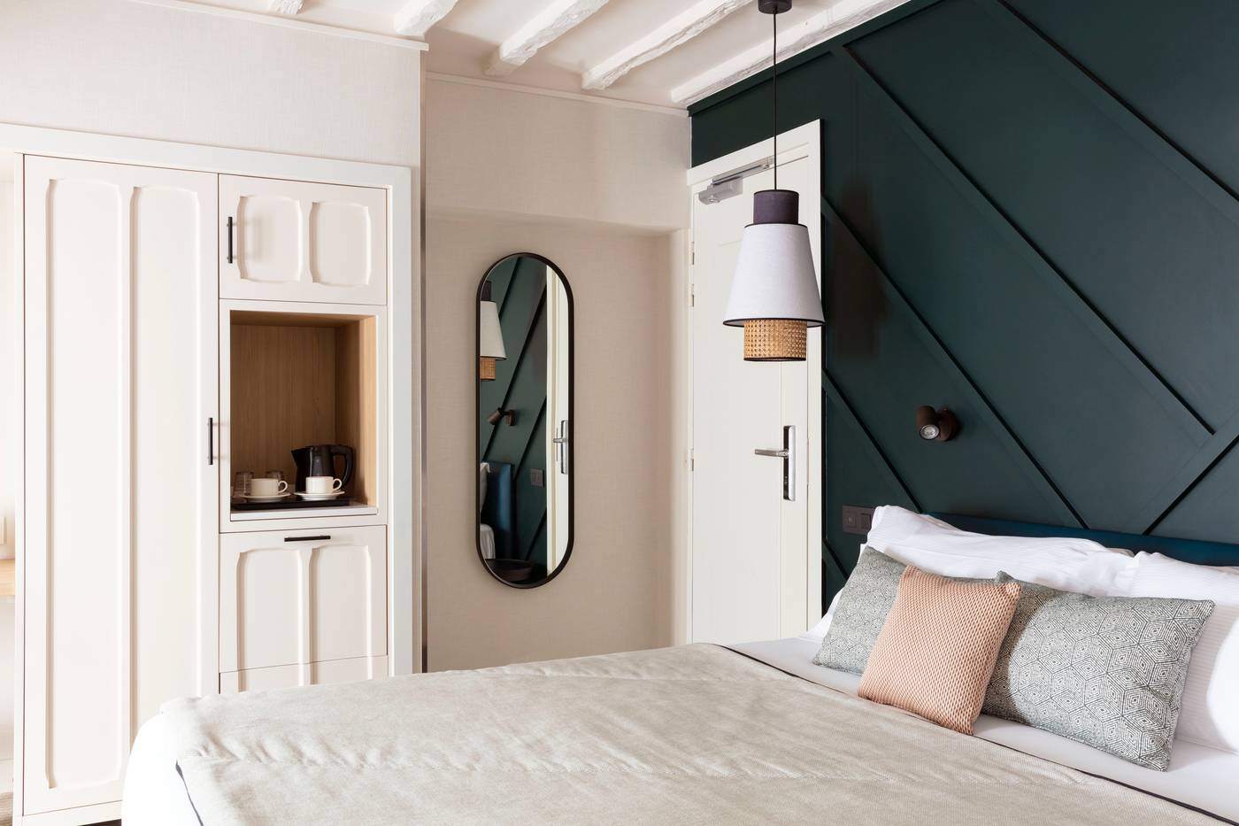 Hotel-Bastille-Speria-Room-21