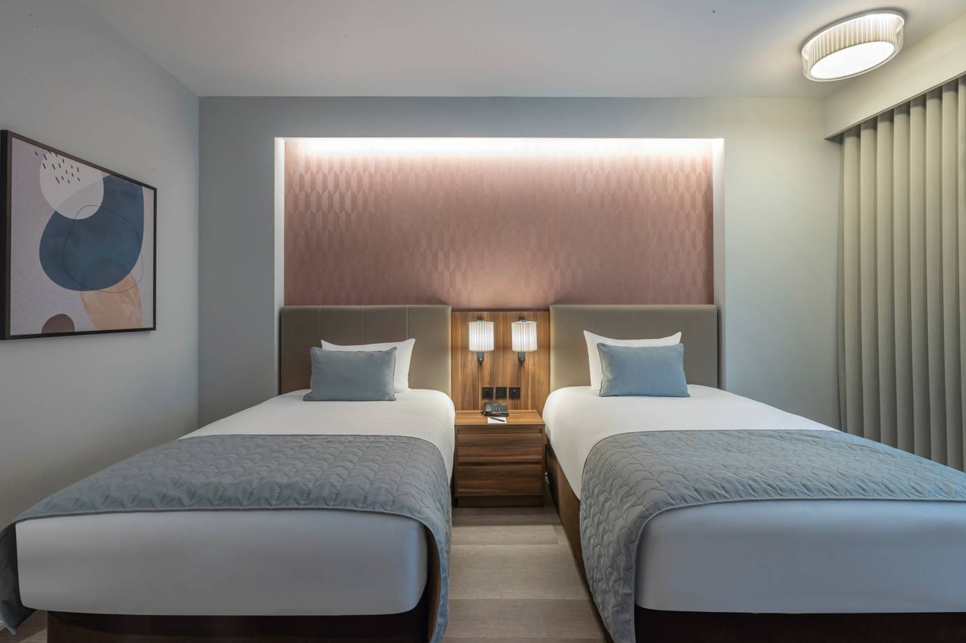 Riu-Plaza-The-Gresham-Dublin-Room-27