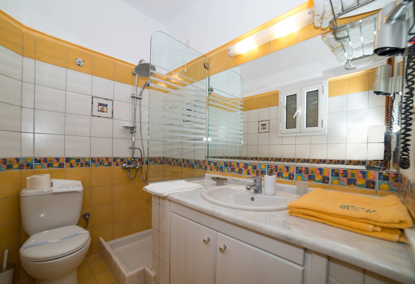 Andreolas-Luxury-Suites-Room-25
