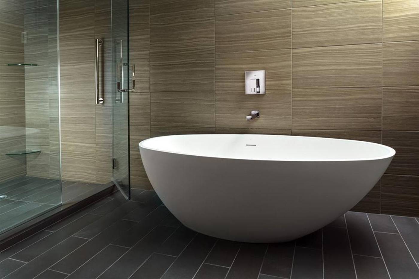 Hilton-Garden-Inn-New-York-Times-Square-North-Room-43