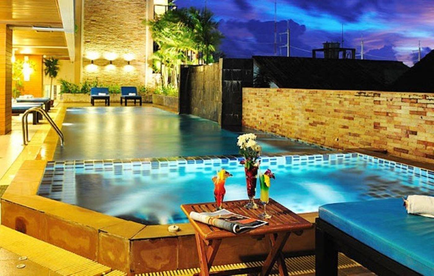 Baramee-Resortel-Pool-4