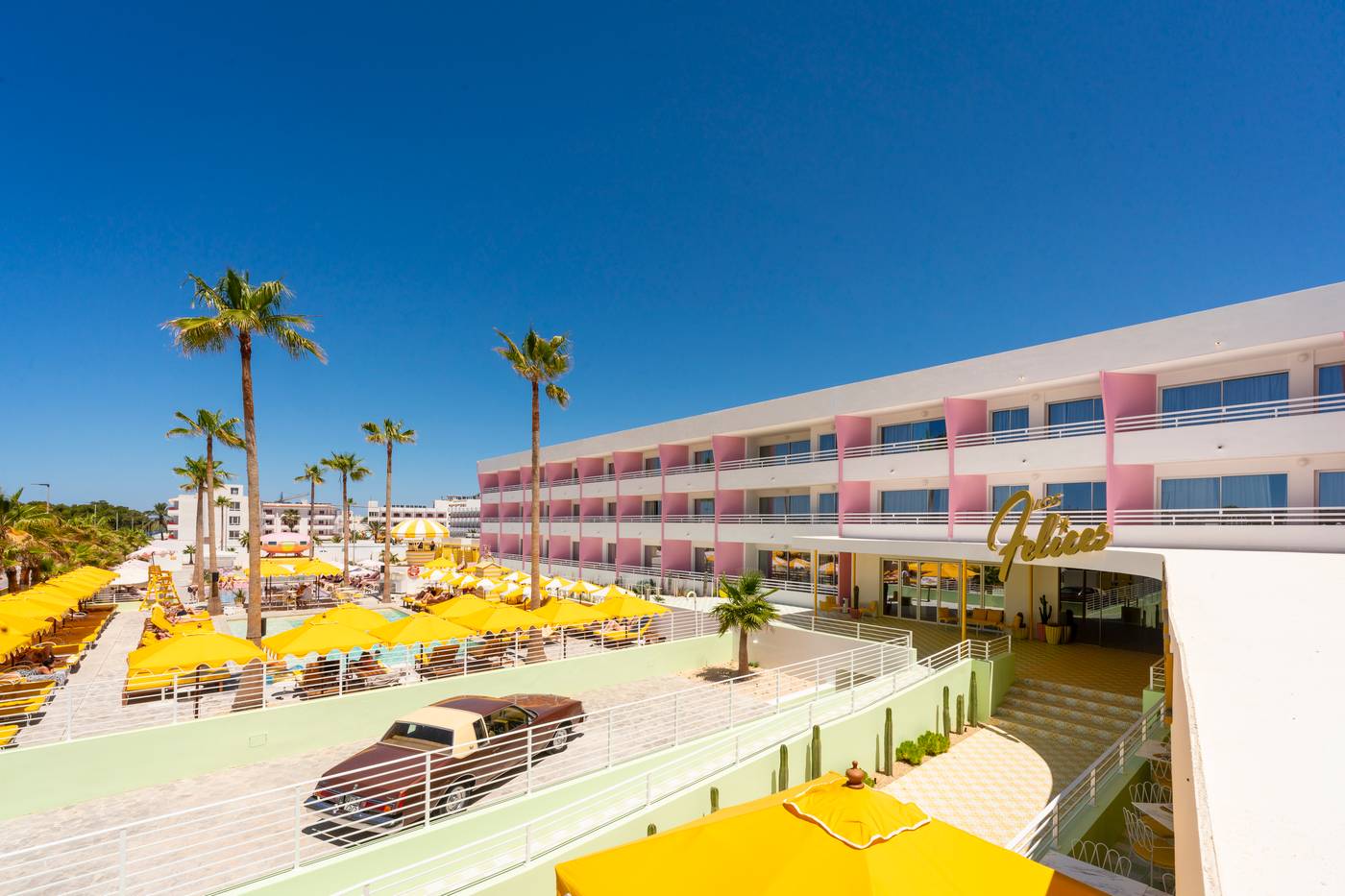 11.11.25 Los Felices