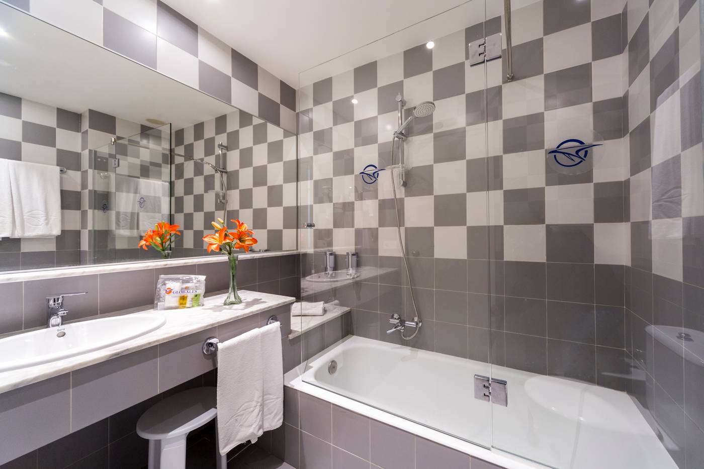 Globales-Mediterrani-Room-26