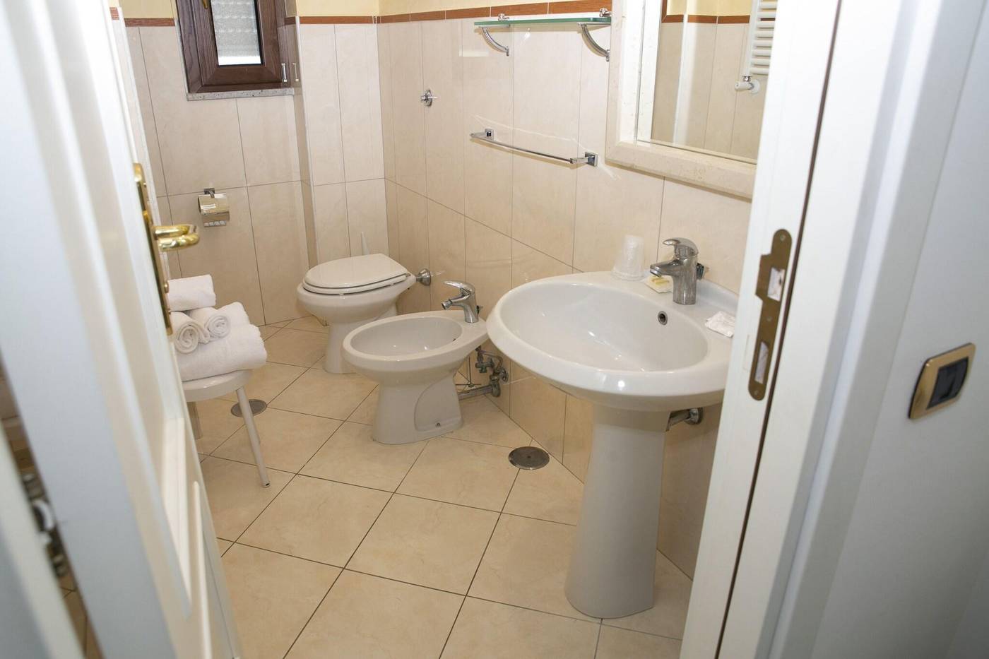 Resort-Sant-Angelo---SPA-Room-20