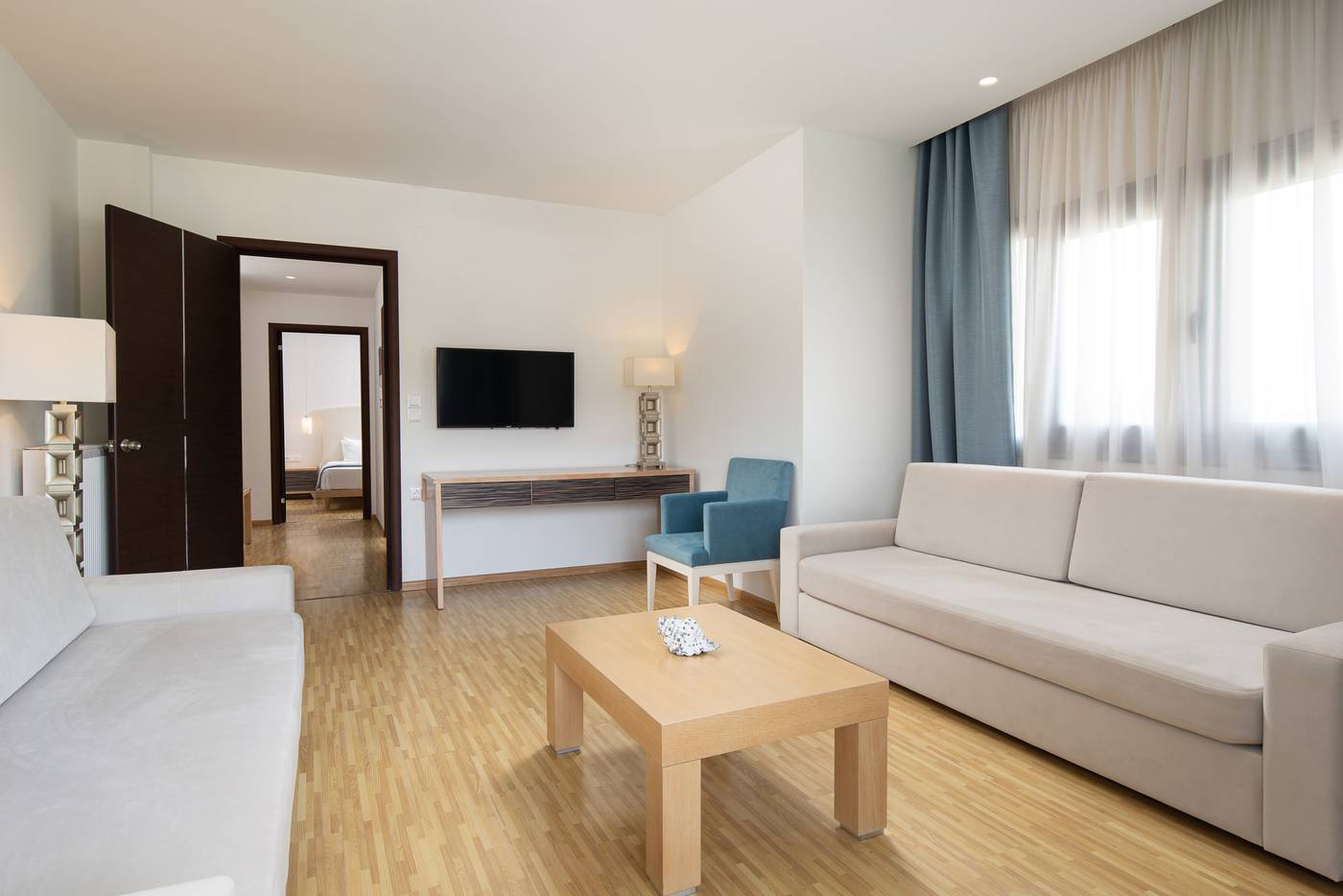 Flegra-Palace-Room-41