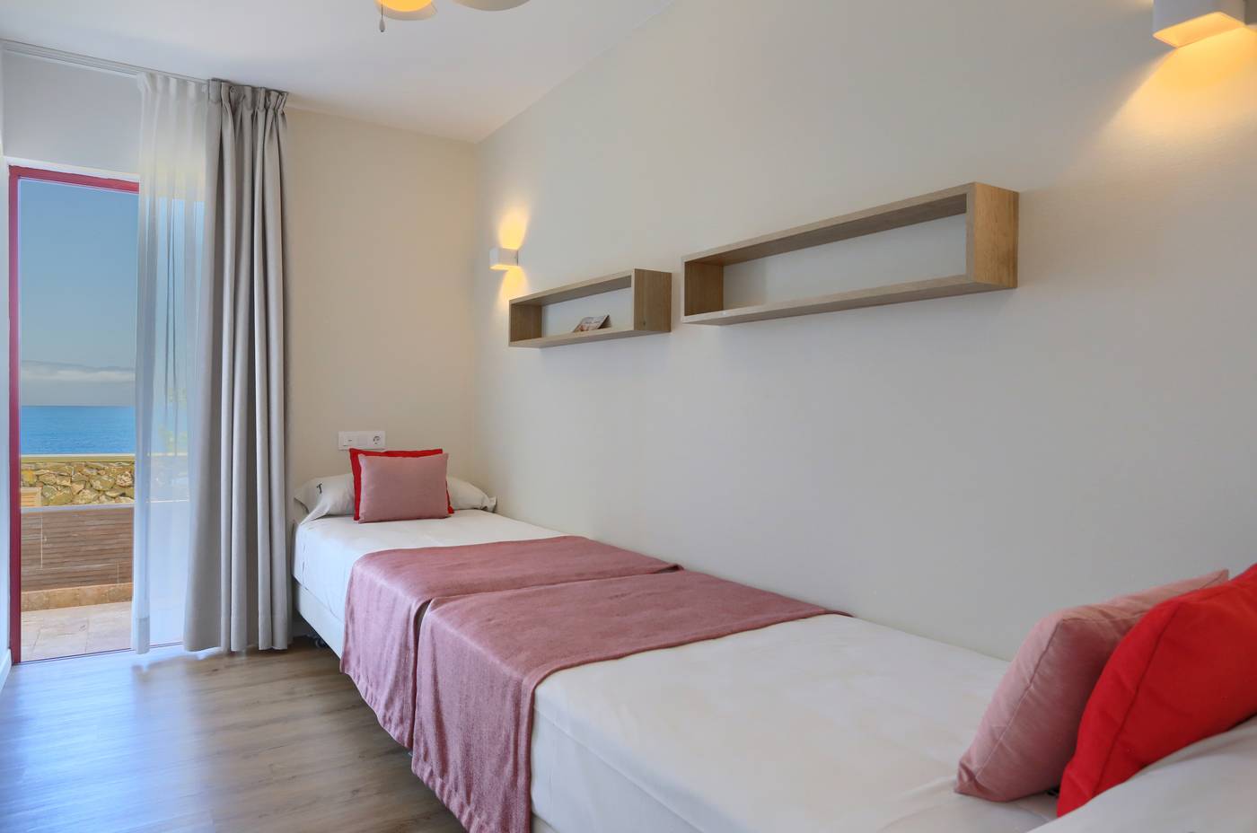 Apartamentos-Atalaya-de-Jand-a-by-LIVVO-Room-6