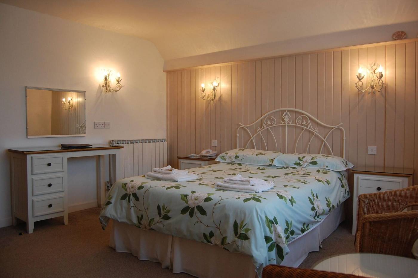 La Michele Hotel-United Kingdom-St. Peter Port-Room-1