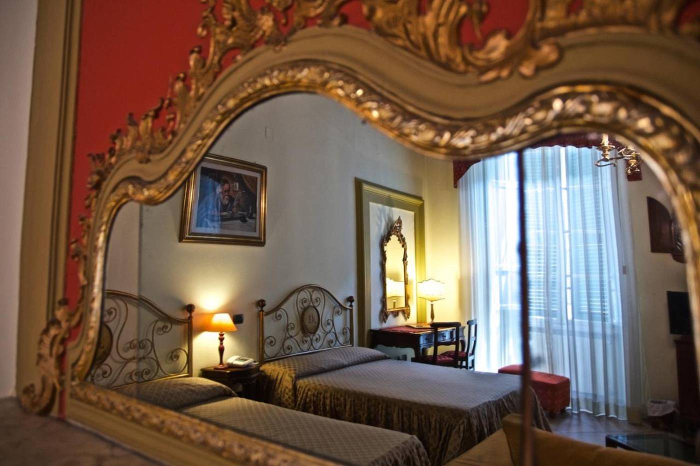 Hotel-La-Luna-Room-53