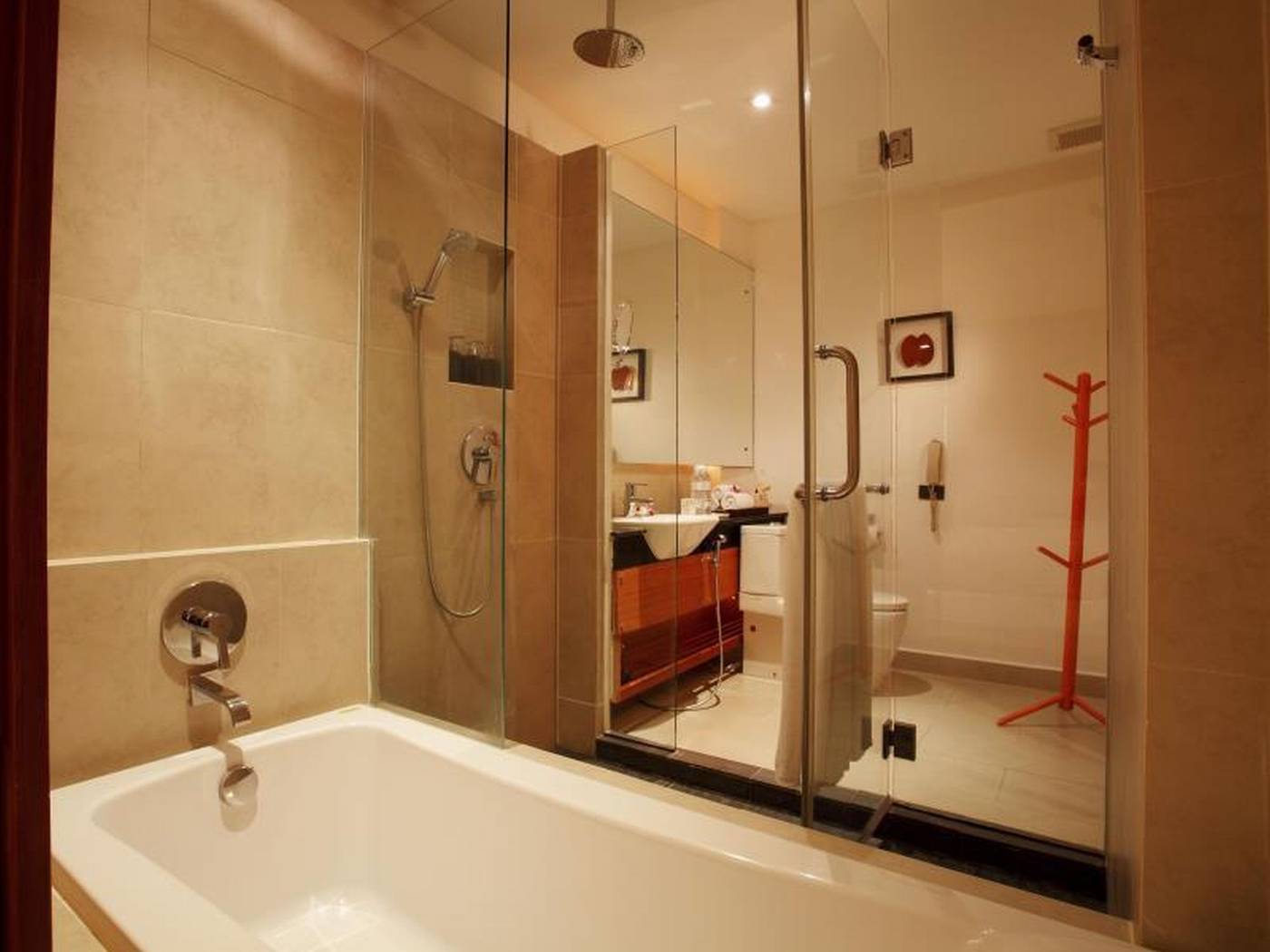 La-Flora-Resort-and-Spa-Patong-Room-39