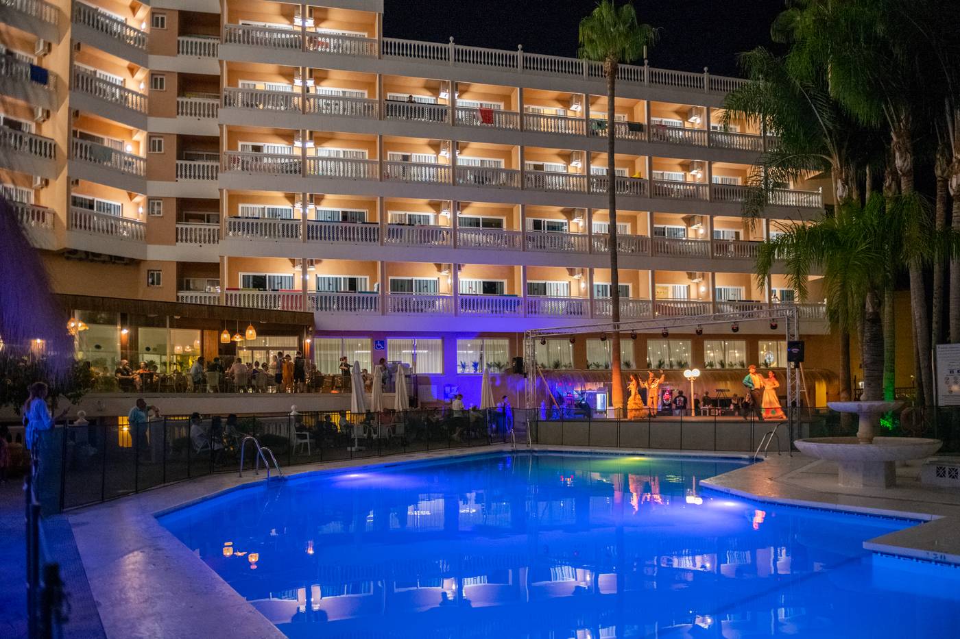 Parasol-Garden-Sports-and-Entertainment-11