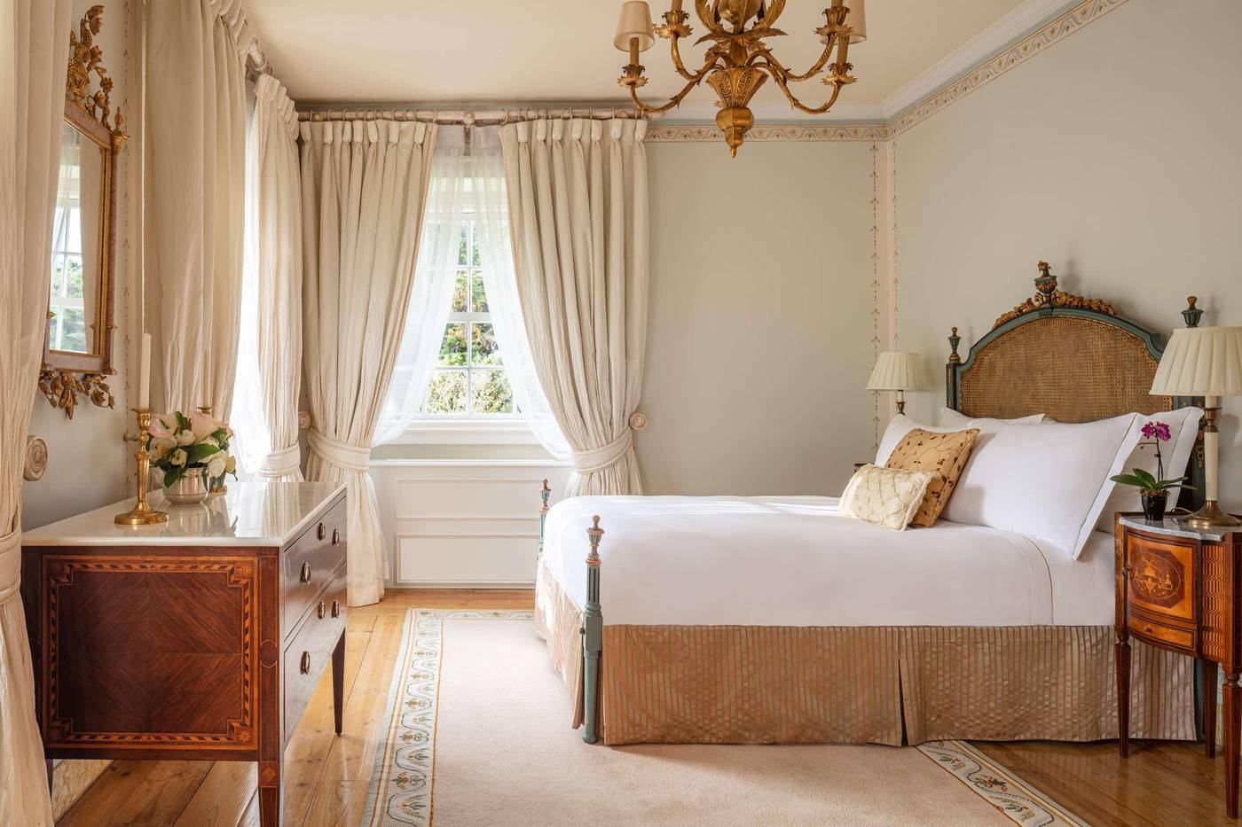 Tivoli-Palacio-de-Seteais-Room-5