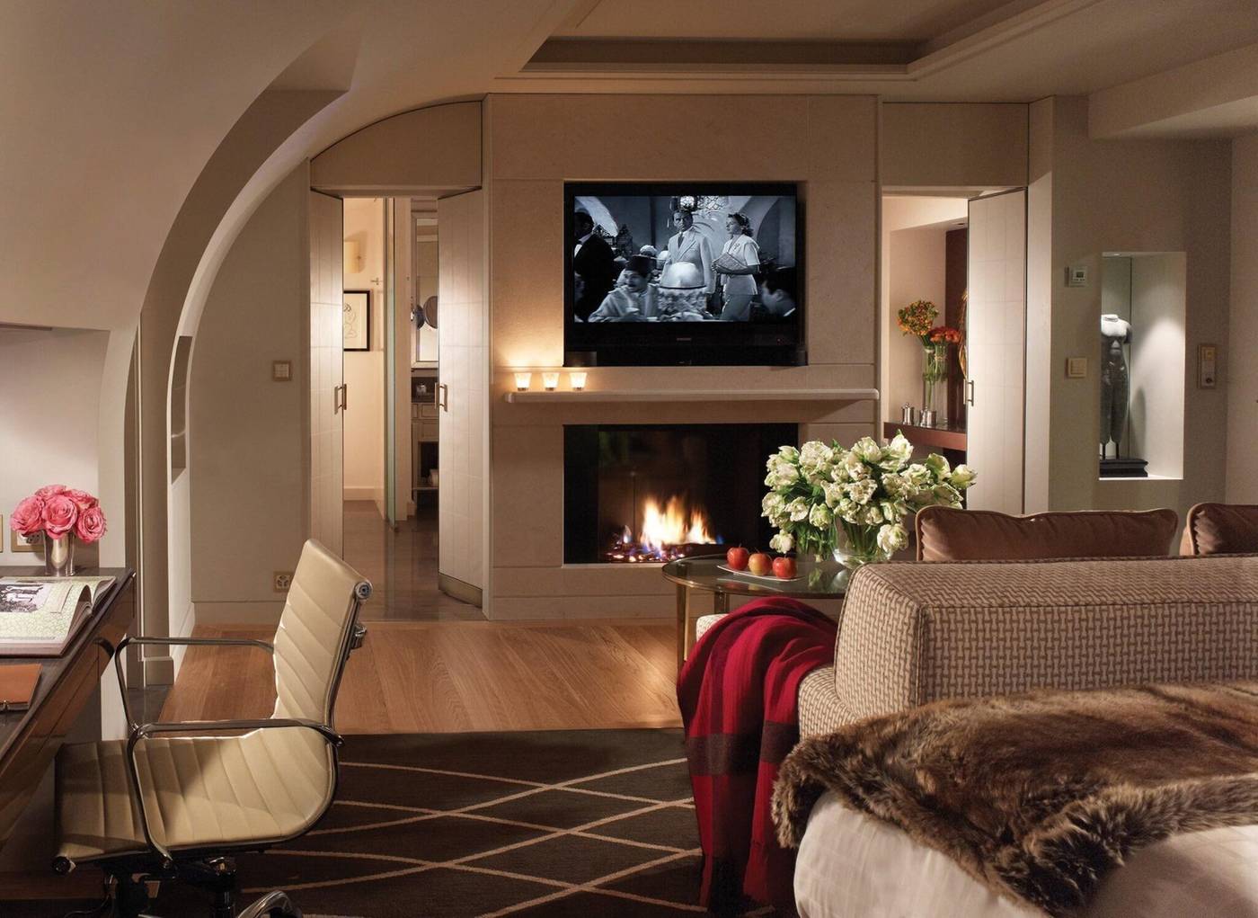 Four-Seasons-Hotel-Geneva-Room-58