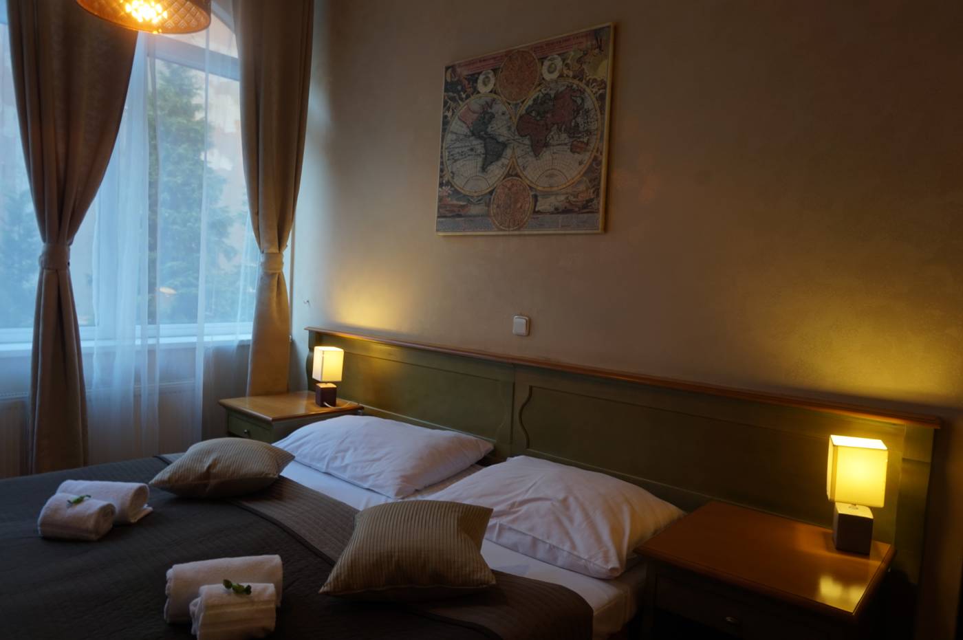 Augustus-et-Otto-Room-20