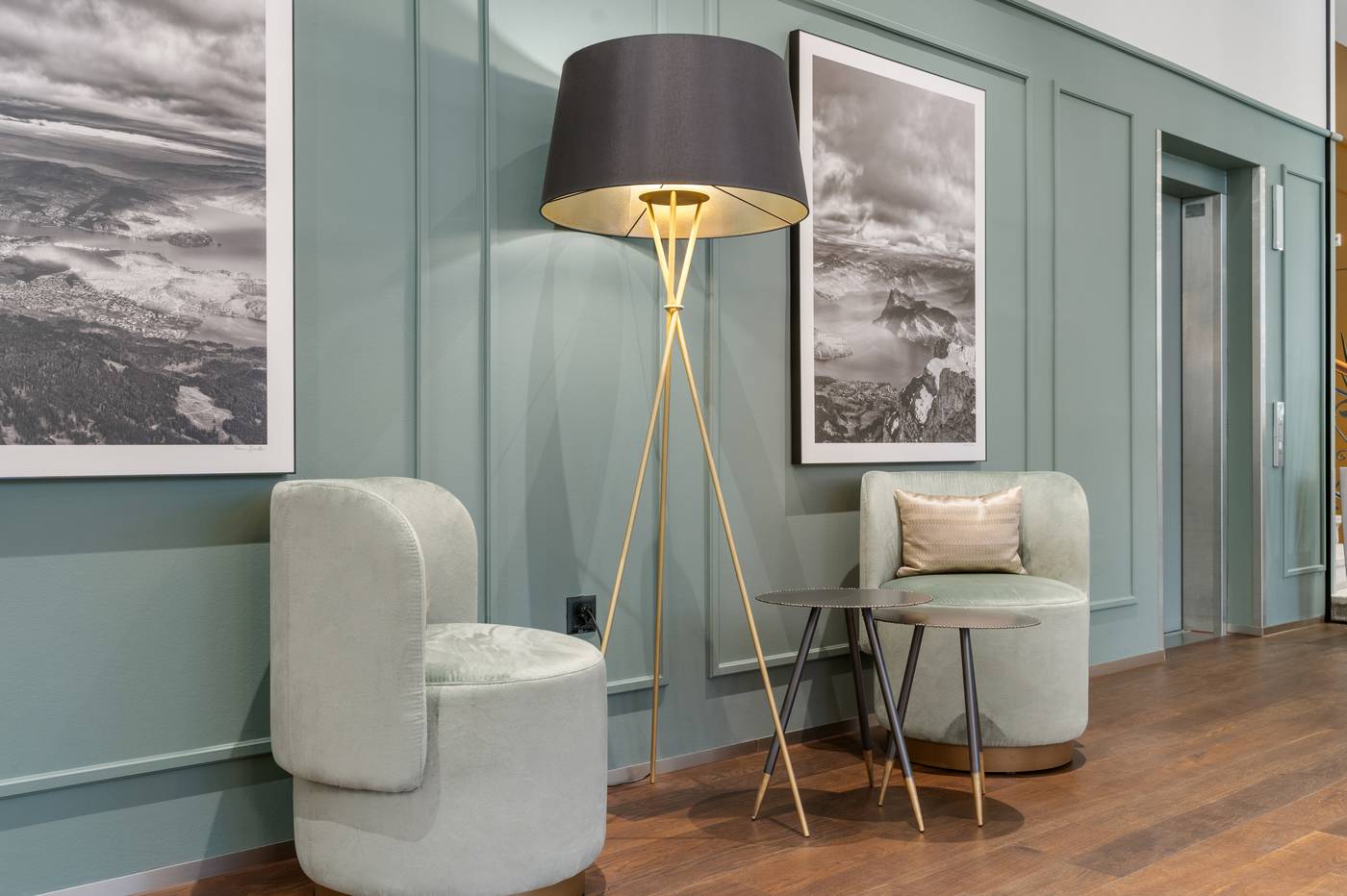 Waldstaetterhof Swiss Quality Hotel-Switzerland-Lucerne-Lobby-10