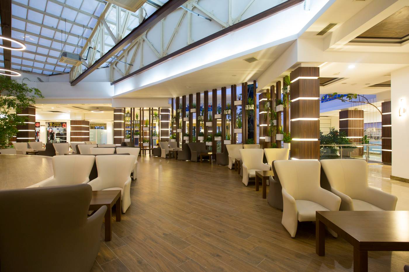 Washington-Resort---Spa-Hotel-Lobby-39