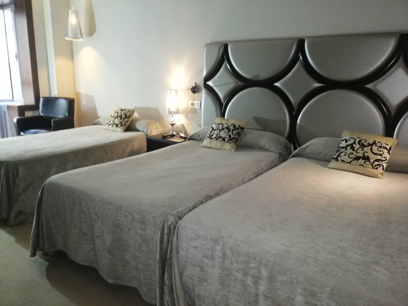 Silken Axis Vigo-Spain-VIGO-Room-9