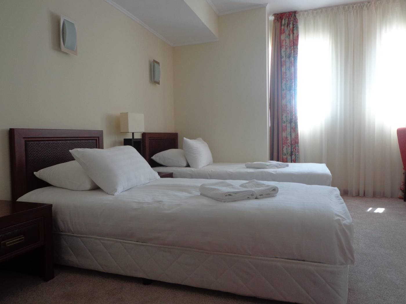 Sunset-Resort-Room-42