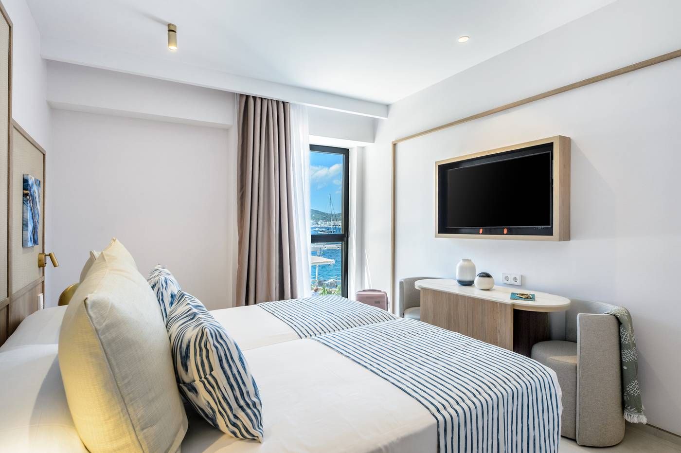 18.08.25 Vibra Yamm Sunset Hotel - Adults Only