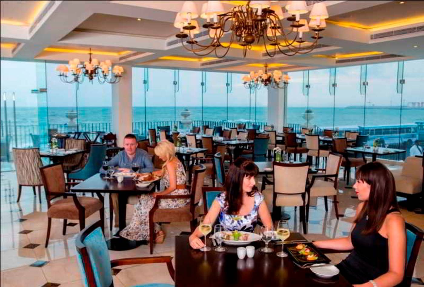 The-Kingsbury-Restaurant-11