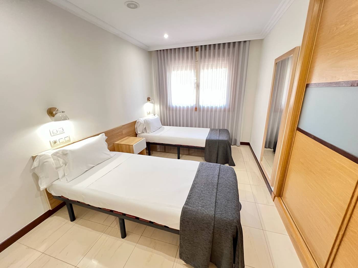 Mediterraneo-Real-Room-18