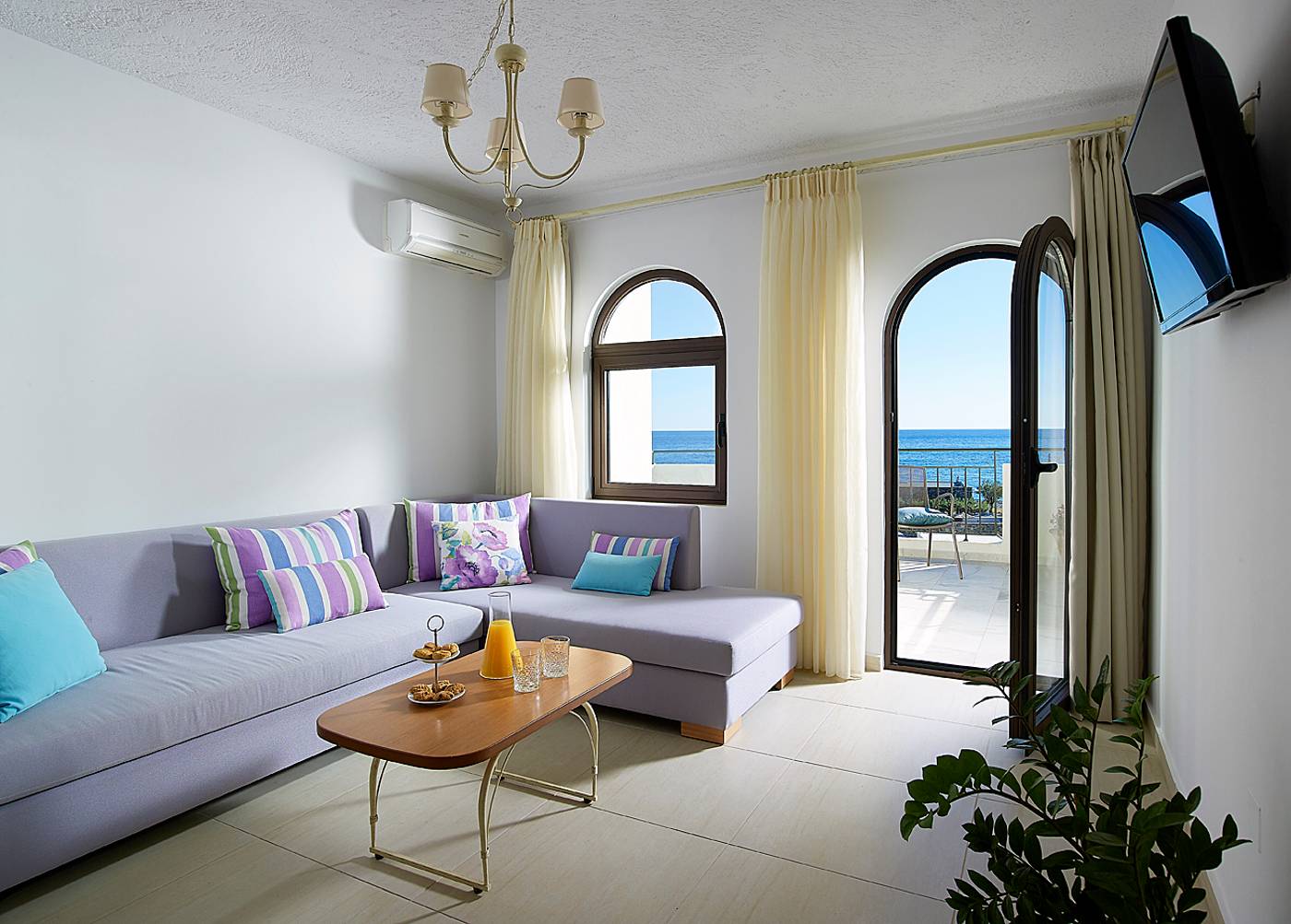 CHC Coriva Beach