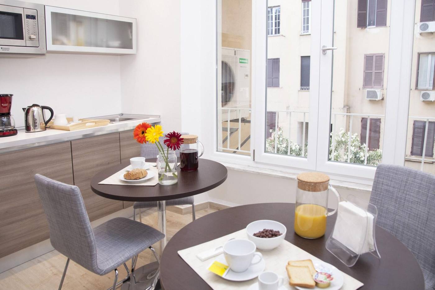 Maison-Maneli-Luxury-B-B-Restaurant-6