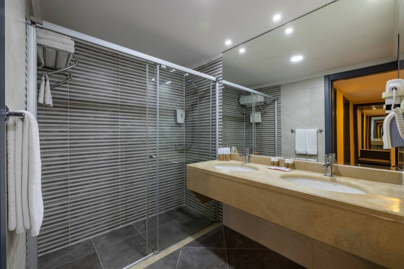 Crystal-Paraiso-Verde-Resort---Spa-Room-35